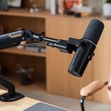 Das Maono PD500W kann als kabelgebundenes oder kabelloses Mikrofon für Livestreaming von einem Laptop oder Smartphone genutzt werden