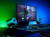 Die Razer Nommo V2 Pro besitzen eine rückseitige RGB-Beleuchtung für den passenden Gaming-Look. (Bild: Razer)