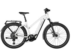 Das Charger4 Mixte GT touring Core T ist ein gut ausgestattetes Trekking-E-Bike