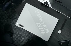 Asus nutzt die Energieeffizienz der neuen AMD Ryzen 4000 HS-Serie für seinen kompakten Zephyrus G14 Gaming-Laptop. (Bild: Asus)