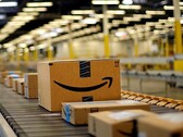 Amazon bereitet sich auf das Weihnachtsgeschäft vor und stellt wieder massenhaft Leute ein.