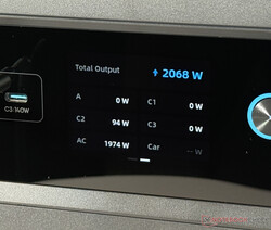 Das Display liefert detaillierte Informationen