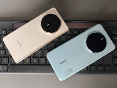 von links: Magic V5 und Magic 7 Pro (Bildquelle: Daniel Schmidt)