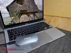 Die Kioxia Exceria Plus portable SSD, zur Verfügung gestellt von Kioxia