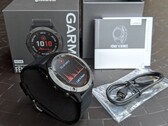 Der Lieferumfang der Garmin Fenix 6X Pro Solar ist relativ übersichtlich (Bild: Inge Schwabe)