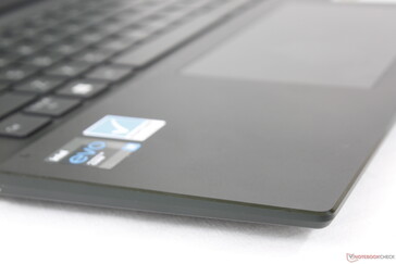 Metallgehäuse in den Farben Silber oder Dunkelgrau