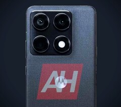 Das Motorola Edge 70 Ultra besitzt ein riesiges, quadratisches Kameramodul. (Bildquelle: Android Headlines)