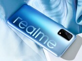 Das Realme Q2 5G mit dem MediaTek Dimensity 800U bietet laut AnTuTu ein ausgezeichnetes Preis-Leistungs-Verhältnis. (Bild: Realme)