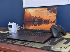 Lenovo Pro 9i 16 G11 Aura Edition Test: Direkter Kontor zum Dell XPS 16
