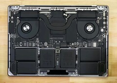 Apple verkauft jetzt Ersatzteile für das MacBook Pro mit Apple M2 Pro und M2 Max. (Bild: iFixit)