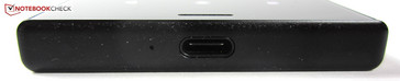 Fußseite: USB-2.0-Port Typ C