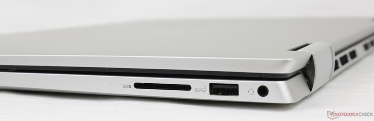 Rechts: SD-Kartenleser, USB-A 3.2 Gen. 1