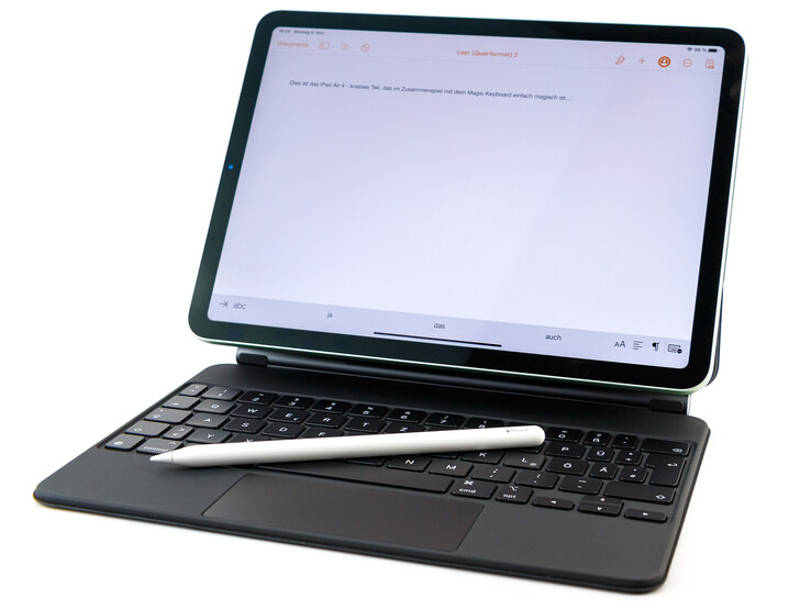 iPad Air 4 mit Magic Keyboard und Apple Pencil 2