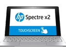 Das HP Spectre X2 12 nimmt es mit dem Microsoft Surface Pro 4 auf (Bild: HP)