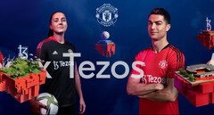 Blockchain: Manchester United entscheidet sich für Tezos im Crypto Merchandise.