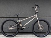 Chimera: Neues BMX-Fahrrad mit starkem Elektromotor