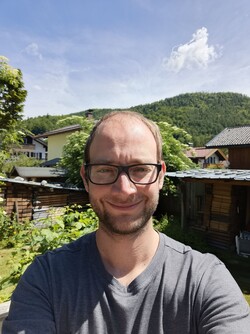 Selfie mit dem Tecno Camon 30 Premier 5G.