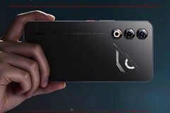 Das Nubia Neo 5 Pro setzt auf ein relativ schlichtes Design für Gaming-Smartphone-Verhältnisse.