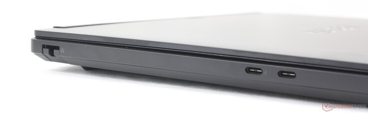 Linke Seite: RJ-45 (1 Gbit/s), USB-C Thunderbolt 4 mit DisplayPort 2.1 + Power Delivery, USB-C mit DisplayPort 2.1 + Power Delivery (10 Gbit/s)