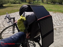 Mit dem 28-W-Faltsolarpanel per Rad von Berlin nach Küstrin
