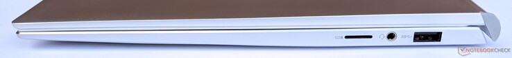 Rechte Seite: microSD-Kartenleser, kombinierte Audioanschluss, 1x USB 3.2 Gen2