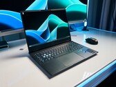 Test HP Omen Transcend 16 (2024) Laptop: RTX-4070-Gamer mit OLED-Display