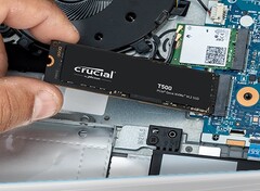 Saturn hat die schnelle T500 SSD rund eine Woche vor Weihnachten günstig im Angebot (Bild: Crucial)