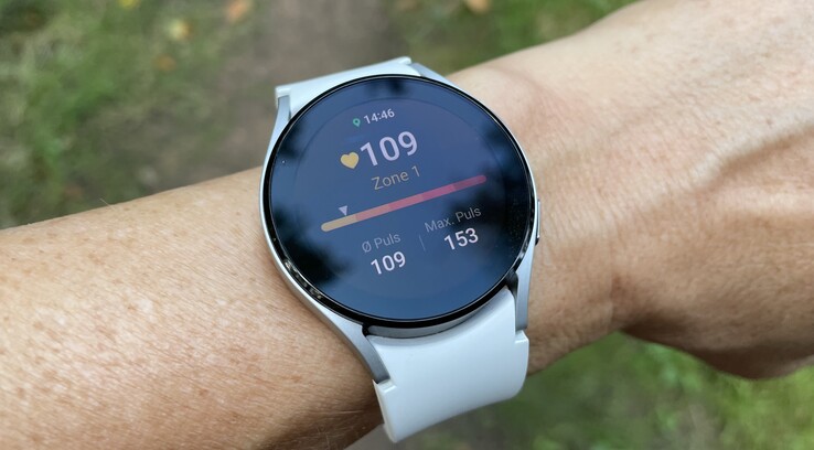 Smartwatch Samsung Galaxy Watch4 LTE im Test: Viele Funktionen, wenig  Ausdauer - Notebookcheck.com Tests