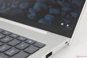 HP EliteBook 8 G1a 16.