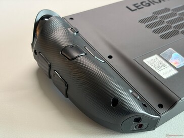 Rechter Controller mit weiteren Bedientasten an der Seite