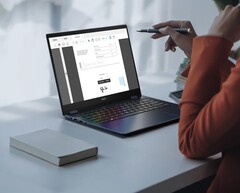 Das Acer Swift Spin 14 AI packt ein 120 Hz IPS-Panel an ein Convertible-Scharnier.