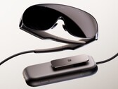 Die Meta VR-Brille wird mit einem fest verbundenen Akku geliefert, der eine Betriebsdauer von bis zu drei Stunden ermöglicht.