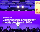 Ein früher Prototyp eines Snapdragon 8 Gen 4 Smartphones wird bereits beim Benchmarktest gefilmt. Mit neuer 6/2-Clusterkonfiguration.