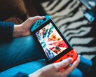 Nintendo Switch OLED: Die Schutzfolie darf nicht ersatzlos entfernt werden (Symbolbild)