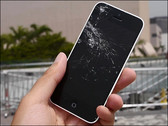 Smartphones: Drop Test Apple iPhone 5s und iPhone 5c