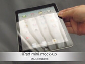 Apple: iPad Mini Mock-up mit 7,85-Zoll-Display vor der Videokamera