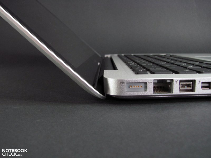 Apple MacBook Pro 13 inch 2011-10 MD313LL/A